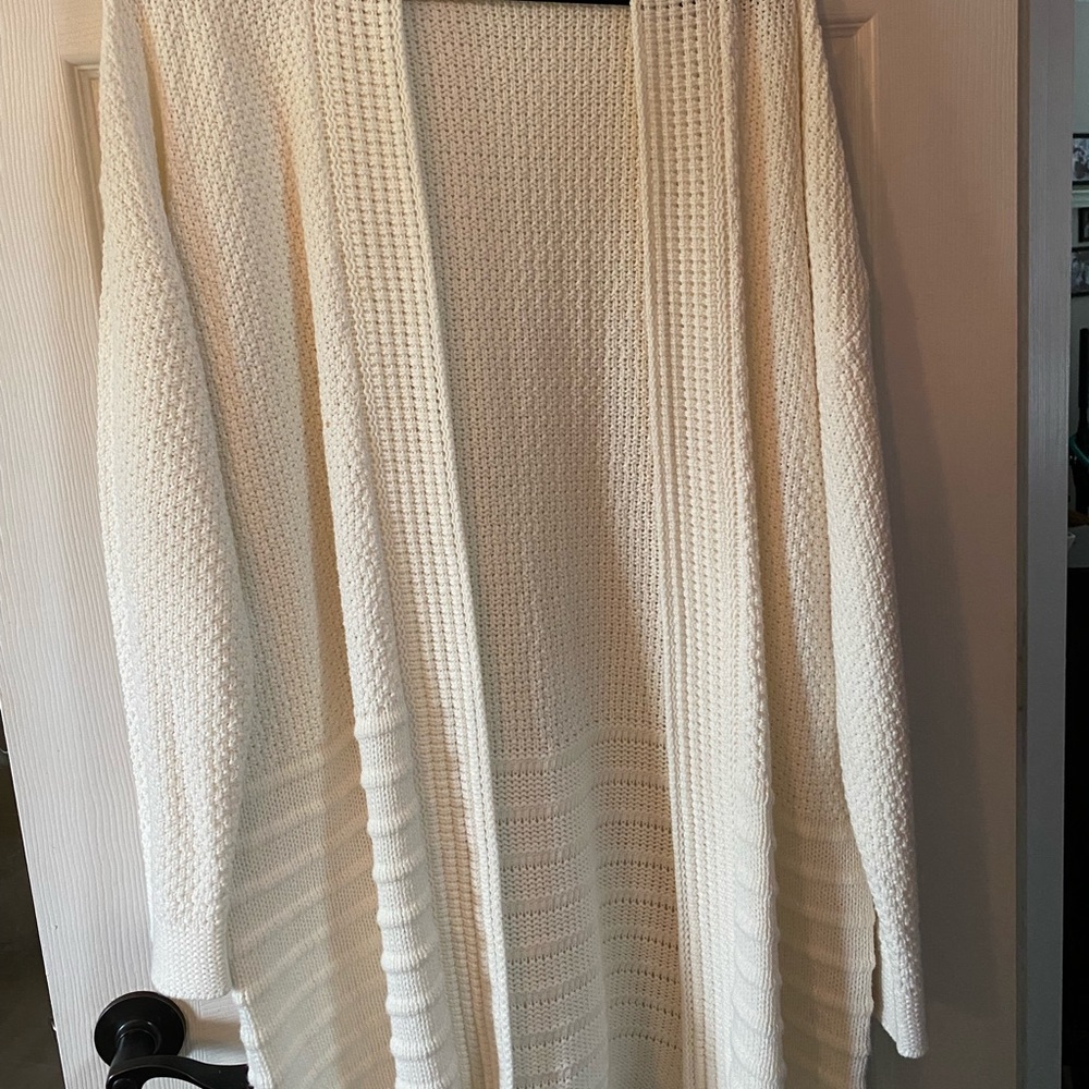 Old Navy cream cardigan